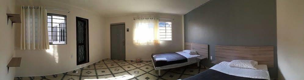 Oyo Hostel Oasis Centro Cerca Del Hospital Issste Hospital Jose Ma Morelos เม็กซิโกซิตี้ ภายนอก รูปภาพ
