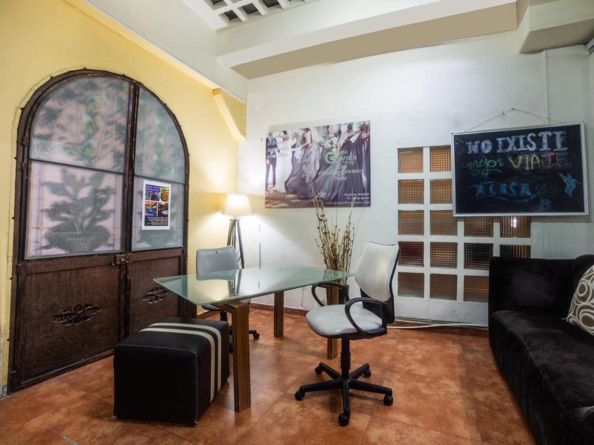 Oyo Hostel Oasis Centro Cerca Del Hospital Issste Hospital Jose Ma Morelos เม็กซิโกซิตี้ ภายนอก รูปภาพ
