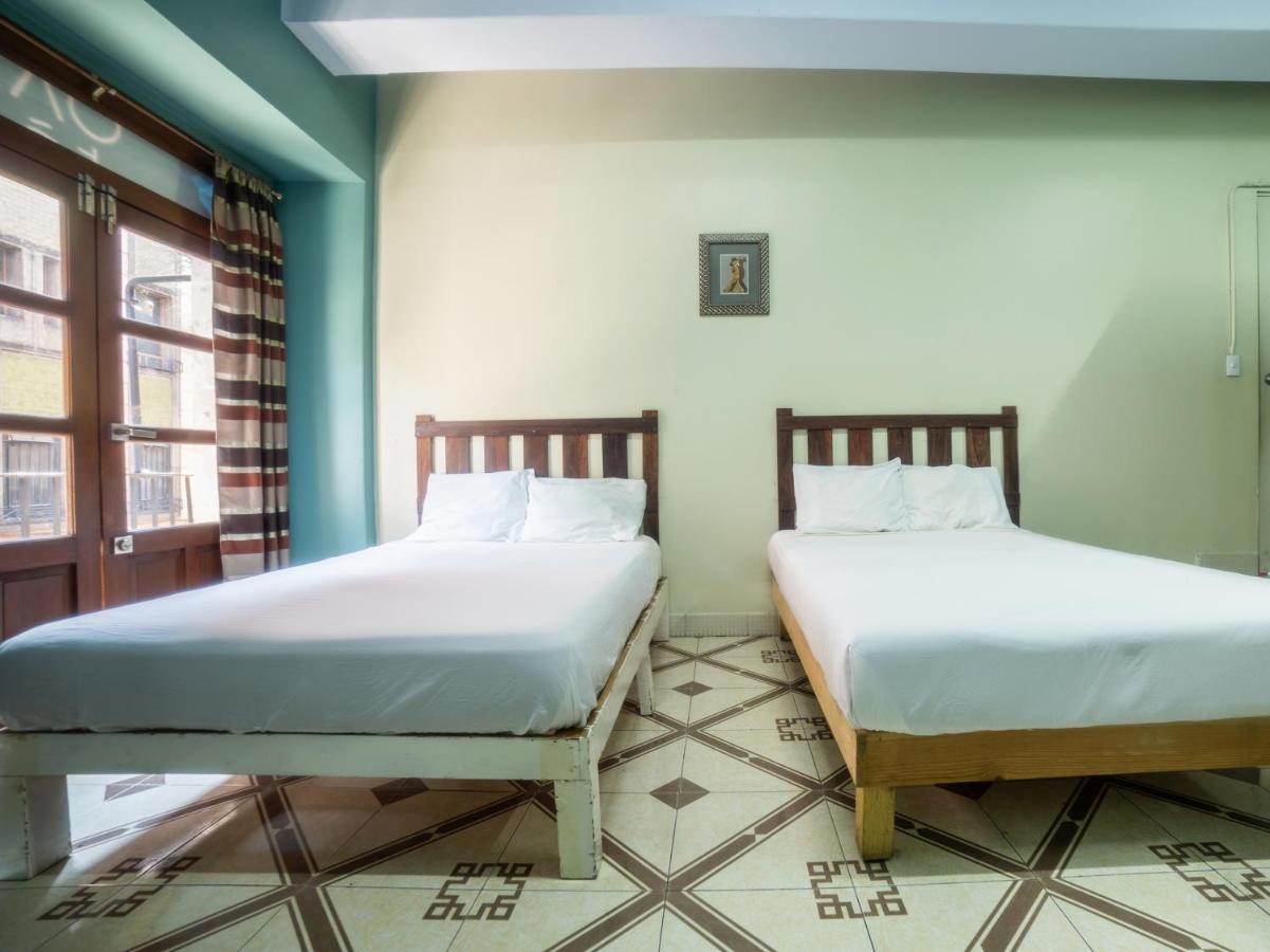Oyo Hostel Oasis Centro Cerca Del Hospital Issste Hospital Jose Ma Morelos เม็กซิโกซิตี้ ภายนอก รูปภาพ