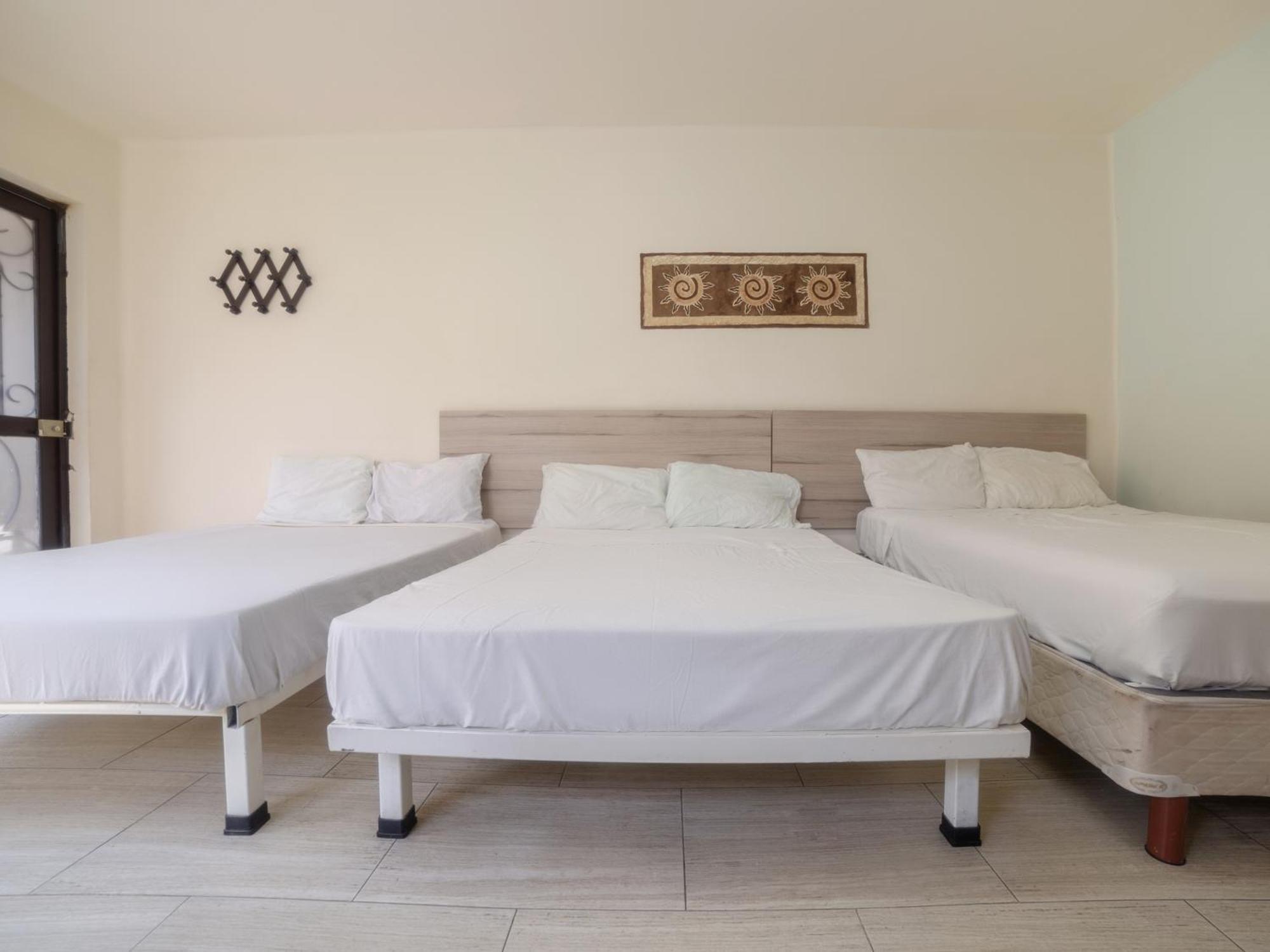 Oyo Hostel Oasis Centro Cerca Del Hospital Issste Hospital Jose Ma Morelos เม็กซิโกซิตี้ ภายนอก รูปภาพ